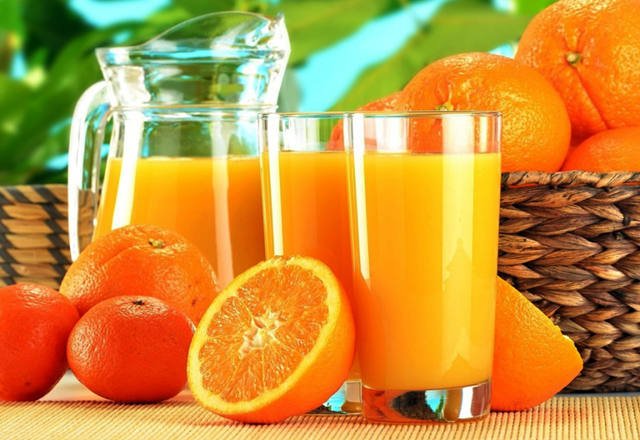 Estoques de suco de laranja seguem baixos