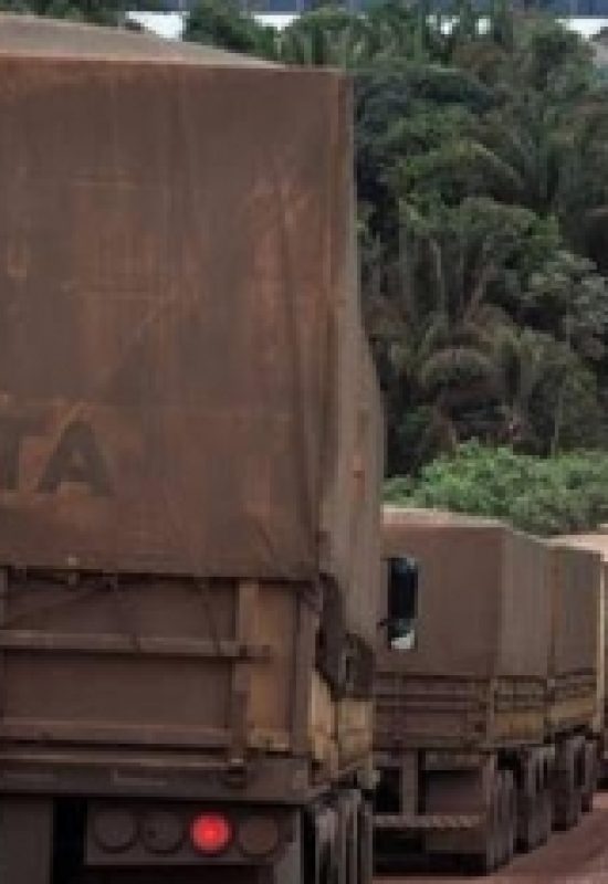 Caminhoneiros alertam governo sobre greve nos próximos dias